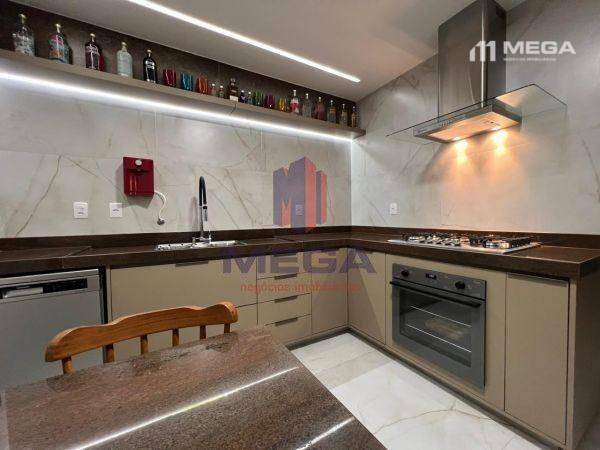 Apartamento à venda com 4 quartos, 150m² - Foto 17