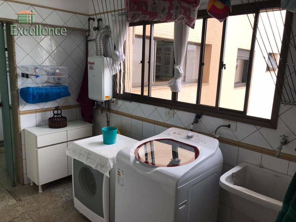 Apartamento à venda com 4 quartos, 230m² - Foto 22