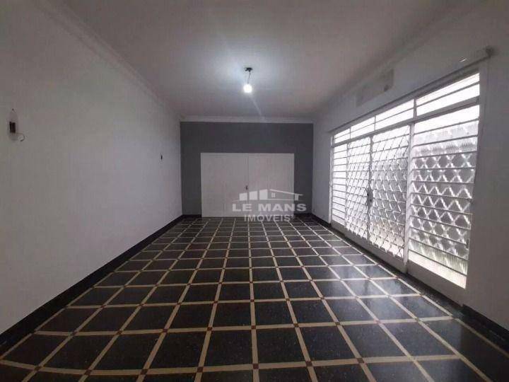 Casa para alugar com 4 quartos, 367m² - Foto 4