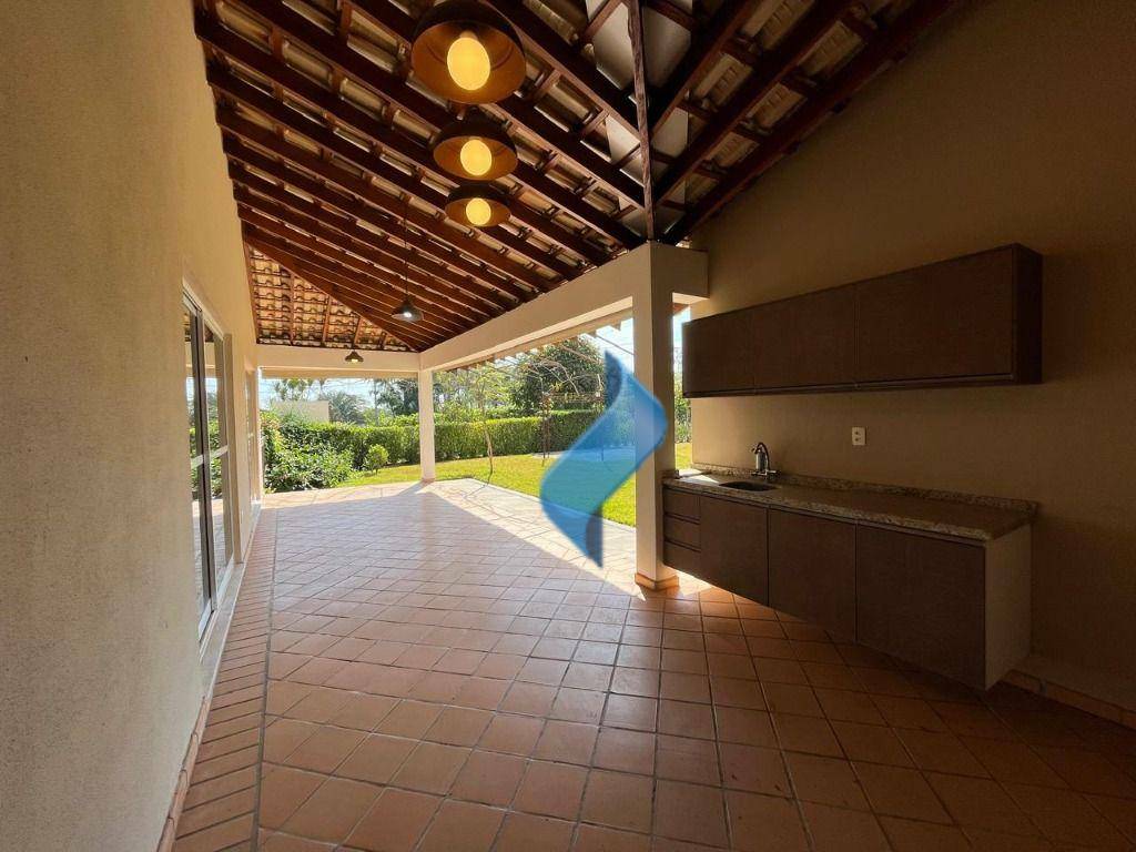 Casa à venda com 3 quartos, 308m² - Foto 14