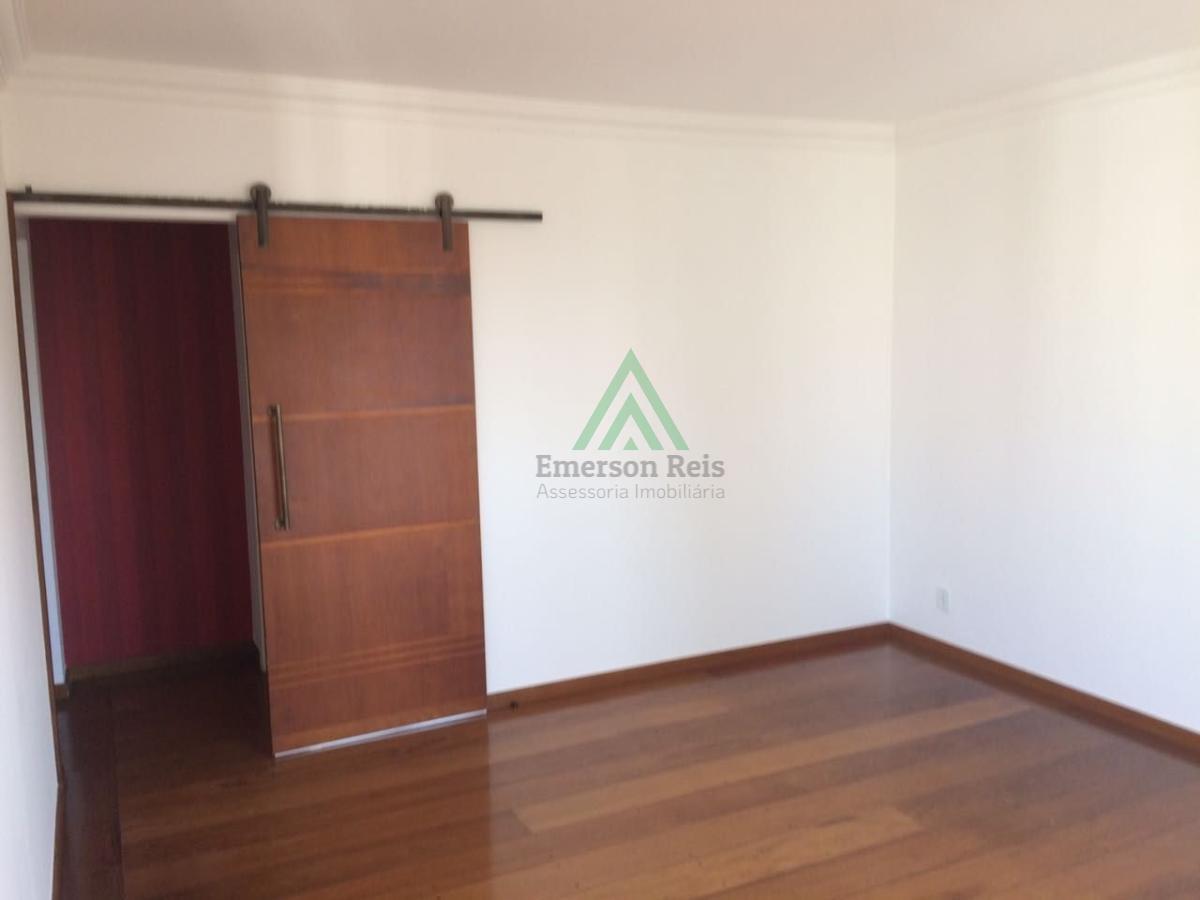 Apartamento à venda com 3 quartos, 103m² - Foto 4