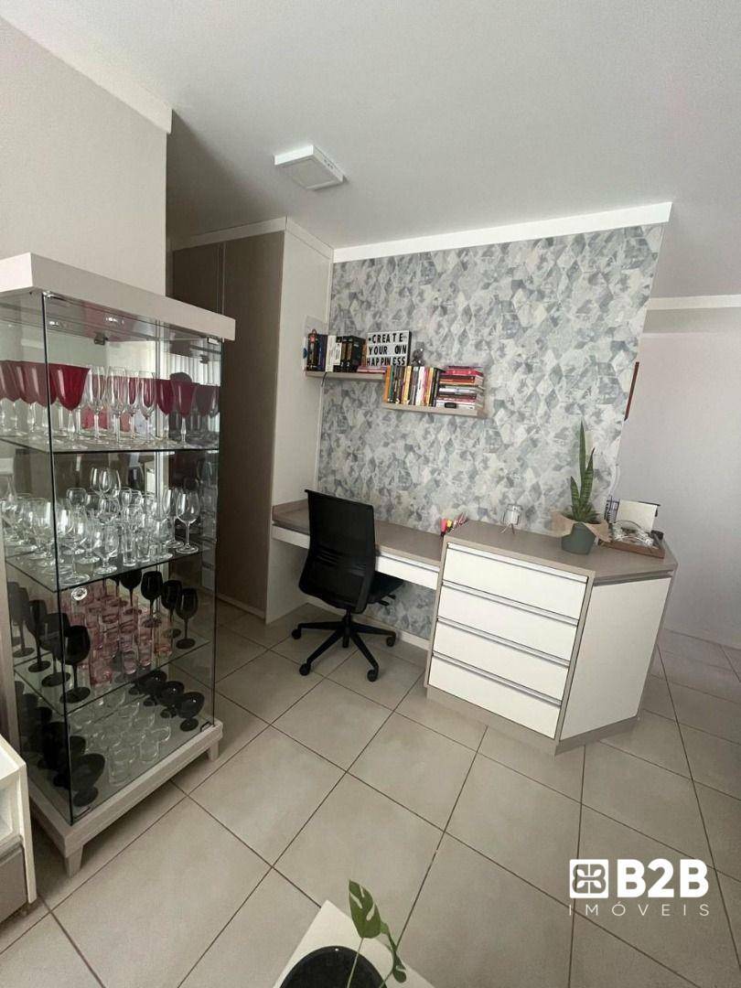 Apartamento à venda com 1 quarto, 46m² - Foto 15