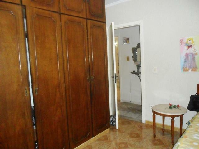 Casa à venda com 2 quartos, 190m² - Foto 11