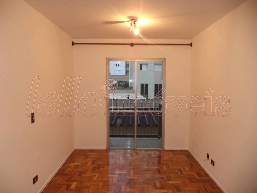 Apartamento para alugar com 2 quartos, 72m² - Foto 2