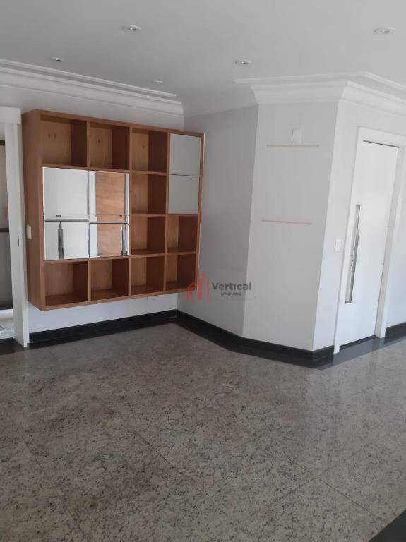 Cobertura para alugar com 3 quartos, 380m² - Foto 11