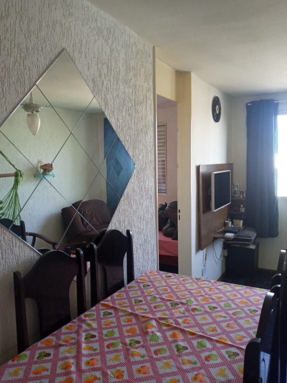 Apartamento à venda com 3 quartos, 47m² - Foto 4