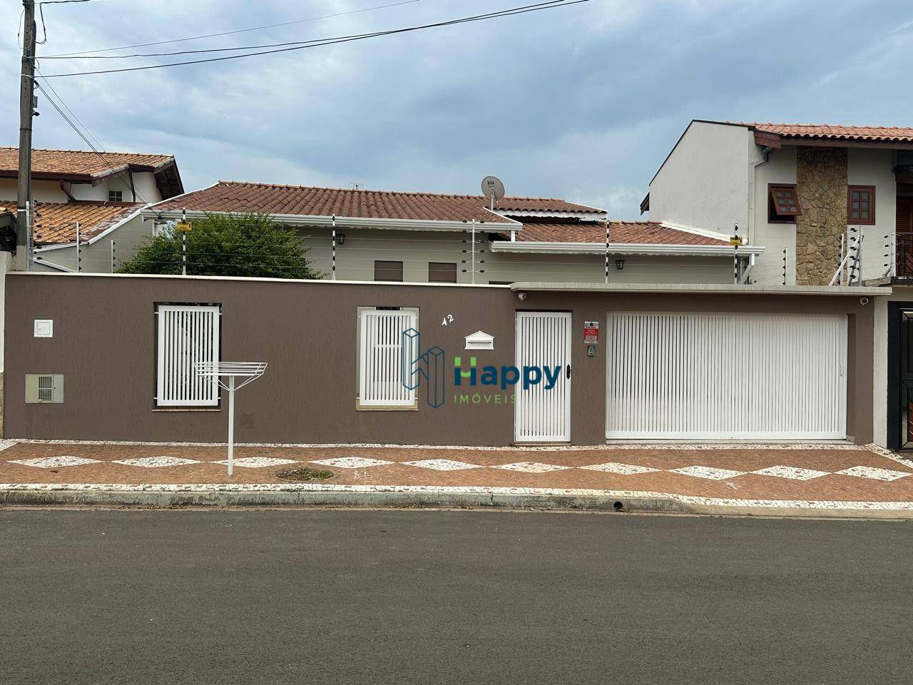 Casa, 3 quartos, 250 m² - Foto 1