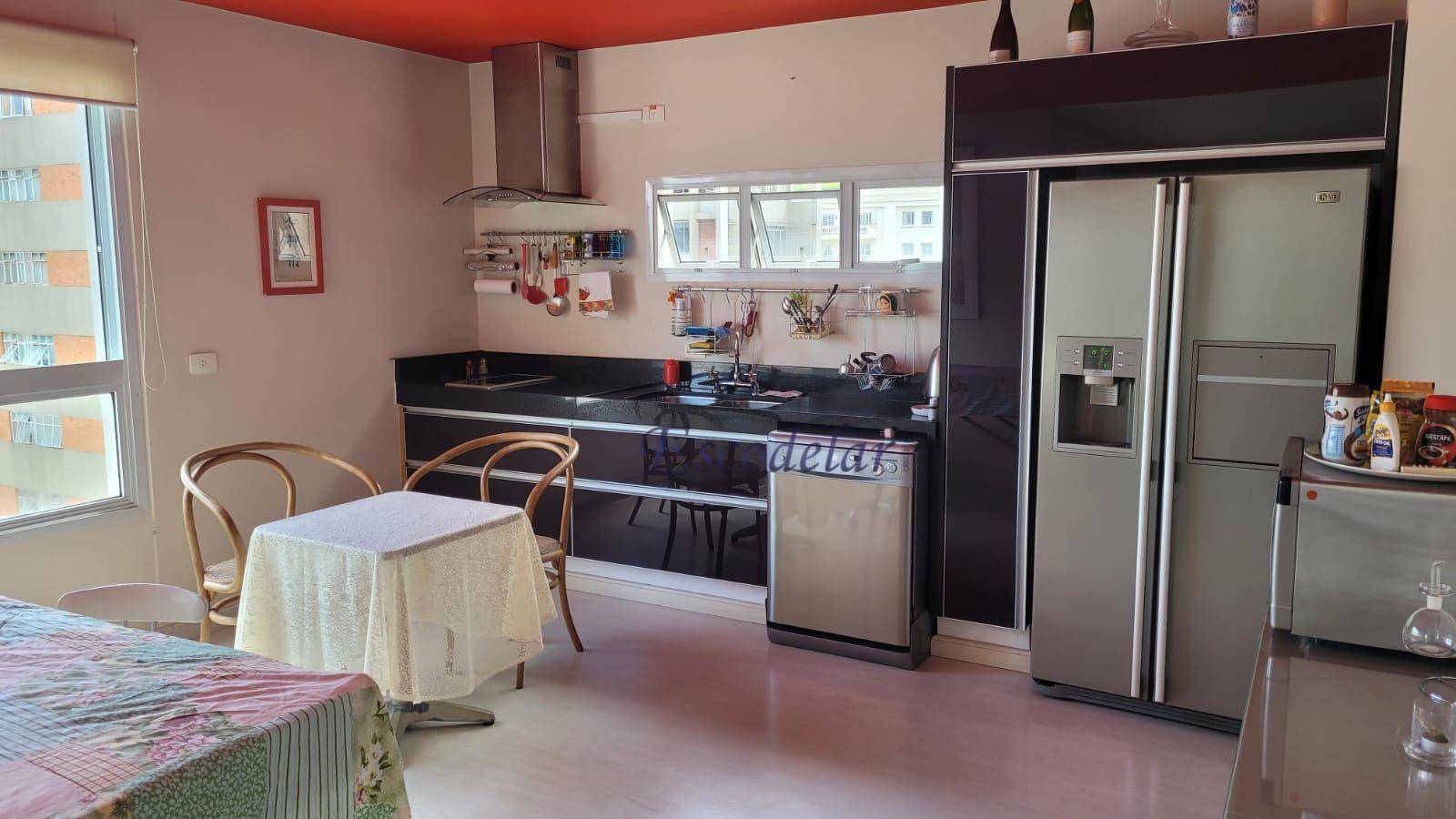 Apartamento à venda com 3 quartos, 185m² - Foto 6