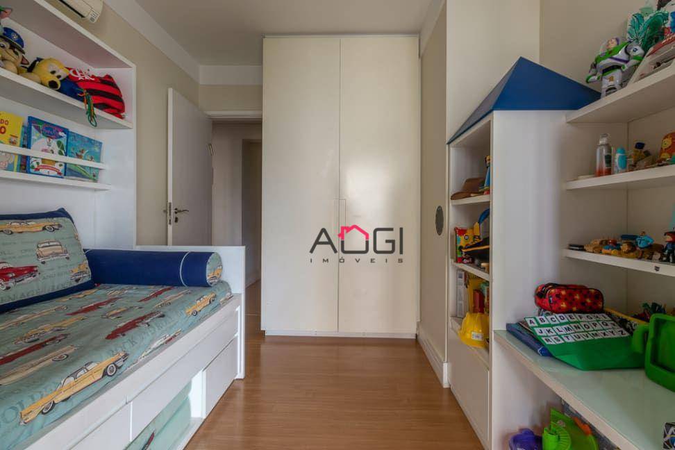 Apartamento à venda com 3 quartos, 154m² - Foto 9