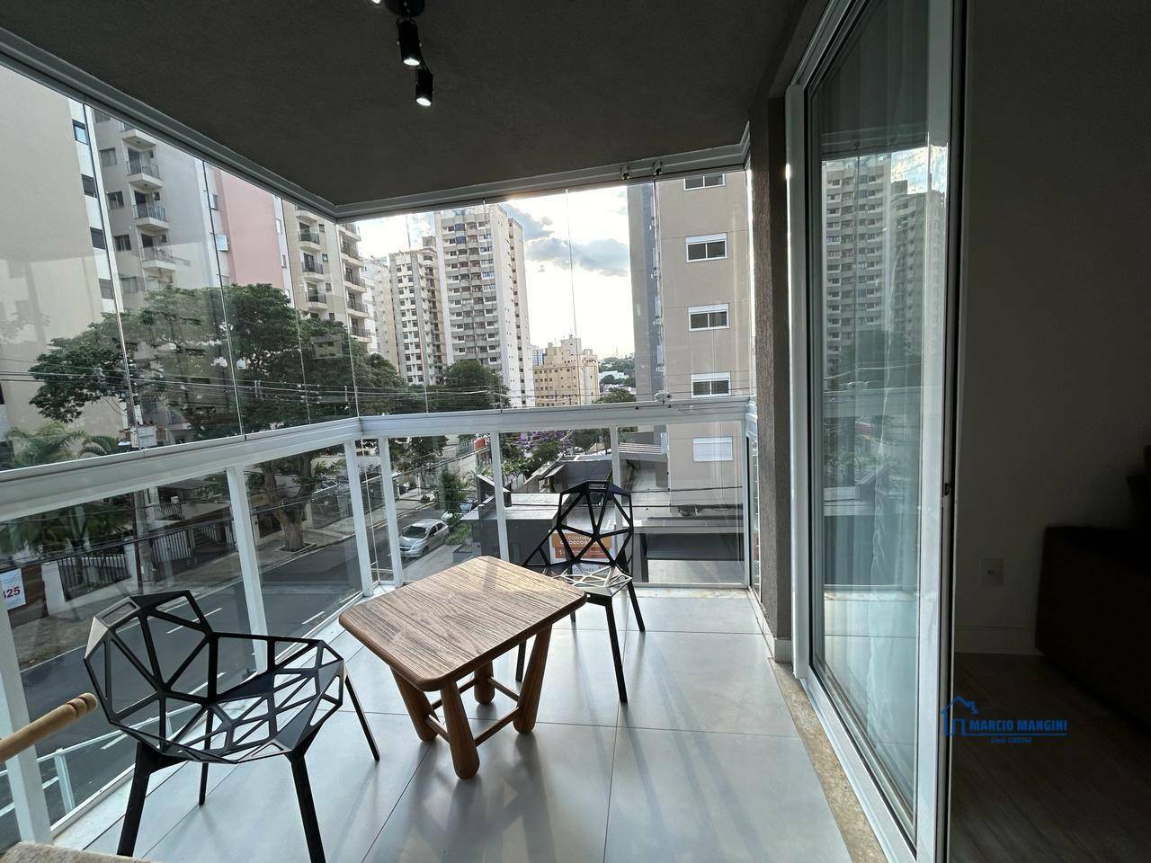 Apartamento para alugar com 1 quarto, 51m² - Foto 16