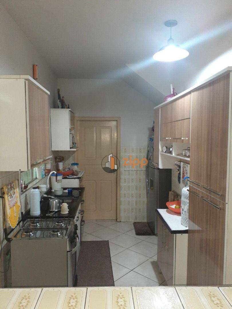 Sobrado à venda com 2 quartos, 160m² - Foto 4