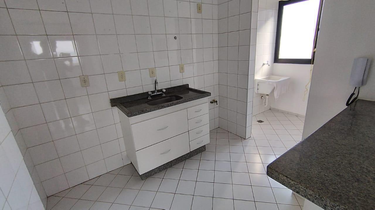 Apartamento à venda com 3 quartos, 60m² - Foto 23