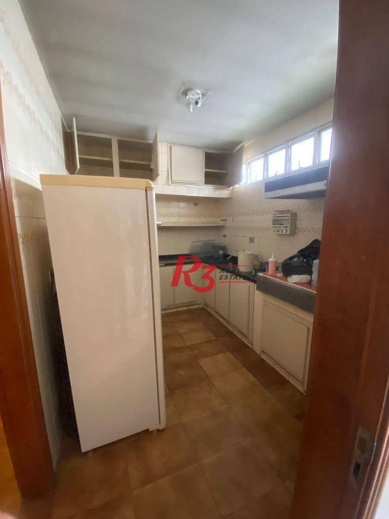 Casa à venda com 4 quartos, 250m² - Foto 3