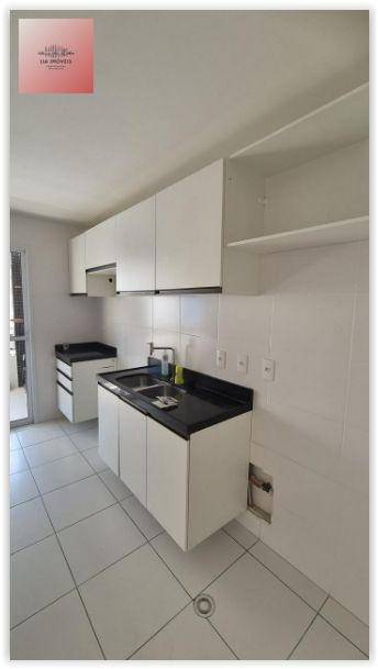 Apartamento para alugar com 3 quartos, 143m² - Foto 8