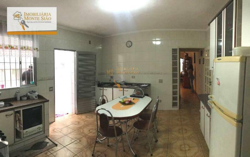 Sobrado à venda com 3 quartos, 262m² - Foto 6