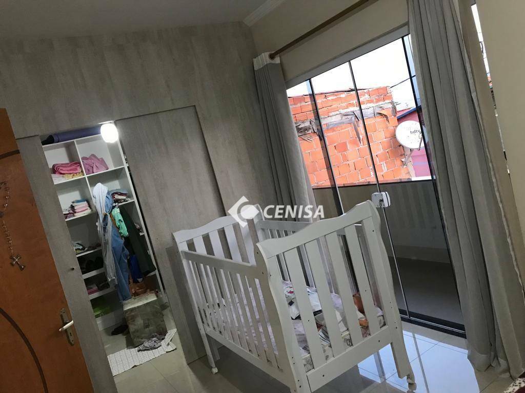 Casa à venda com 3 quartos, 205m² - Foto 8