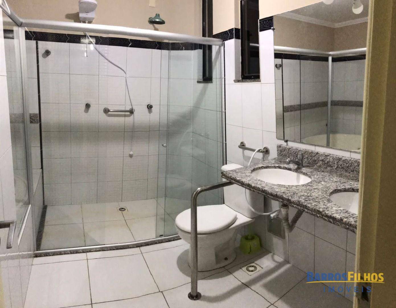 Casa de Condomínio à venda com 4 quartos, 282m² - Foto 11