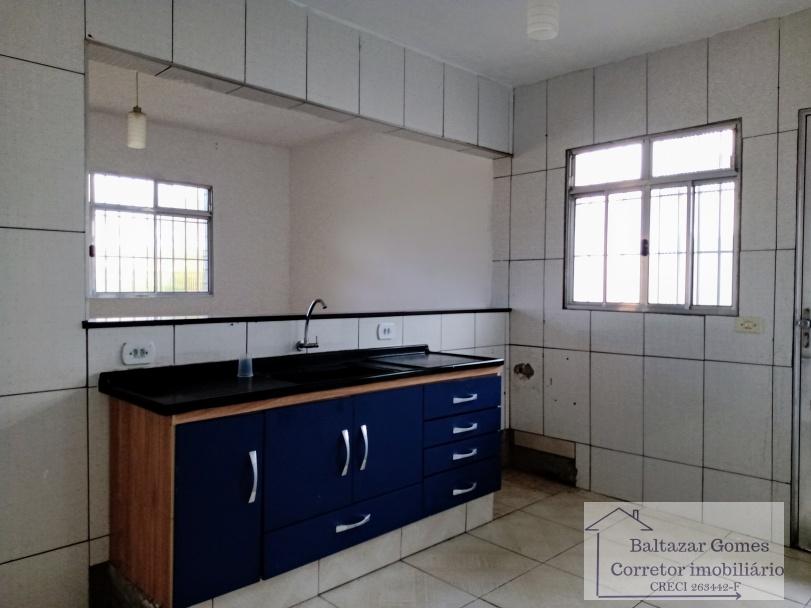 Casa à venda com 3 quartos, 300m² - Foto 4