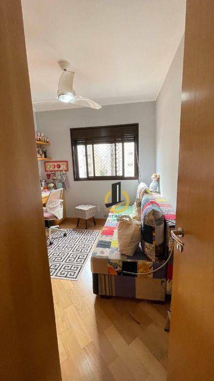 Apartamento à venda com 3 quartos, 108m² - Foto 19