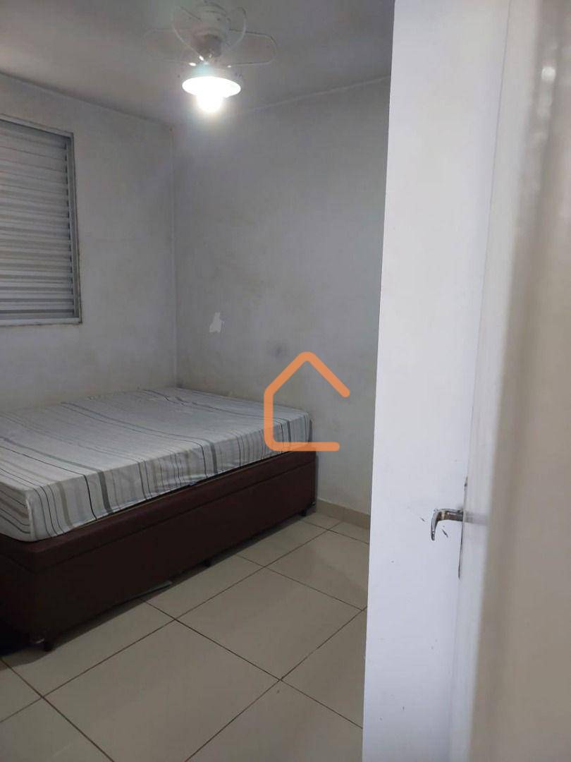 Apartamento para alugar com 2 quartos, 50m² - Foto 15