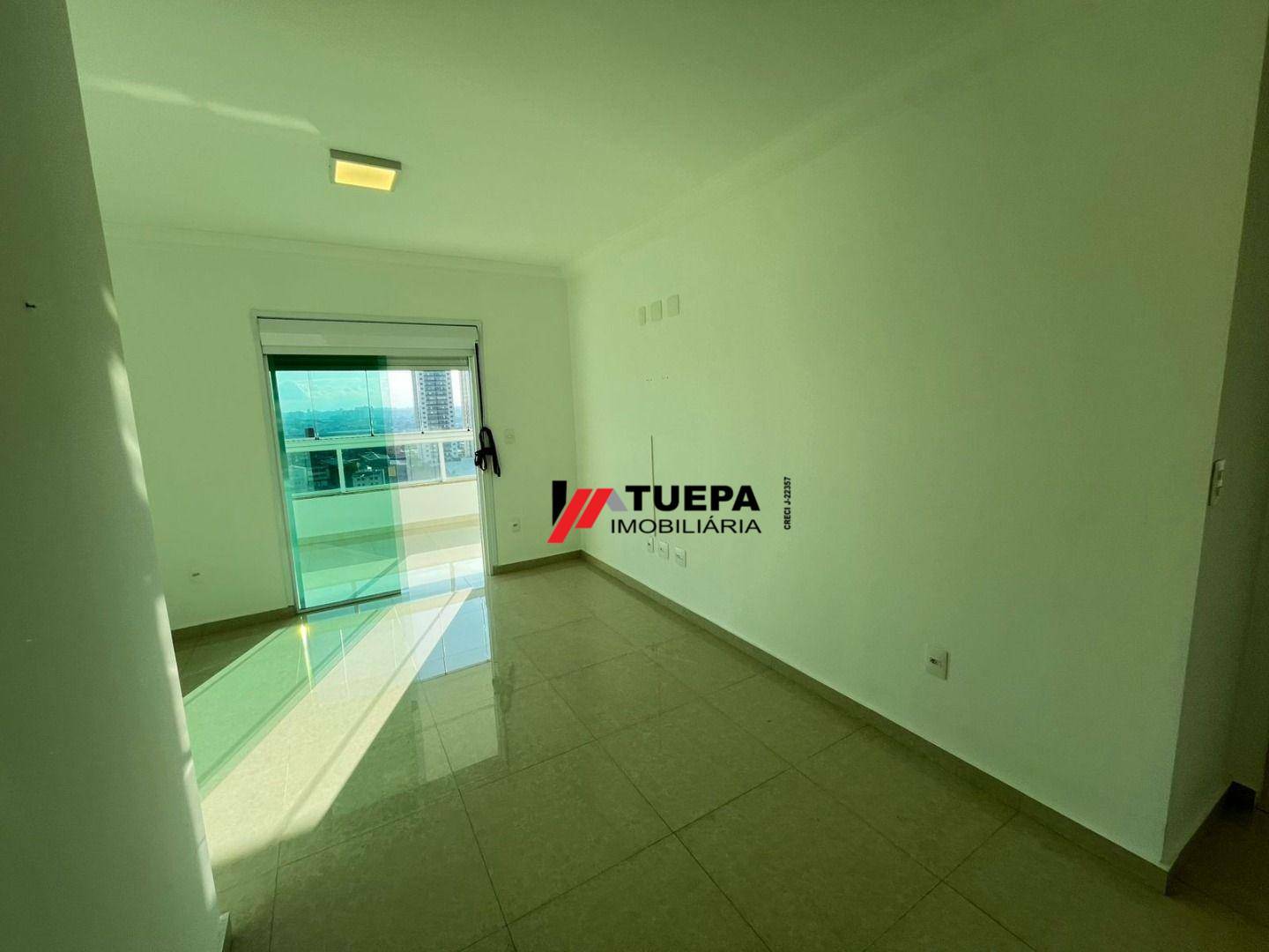 Apartamento para alugar com 3 quartos, 150m² - Foto 11