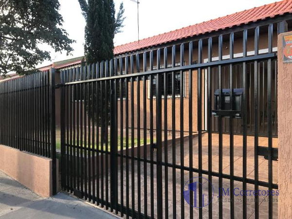 Casa à venda com 3 quartos, 150m² - Foto 2