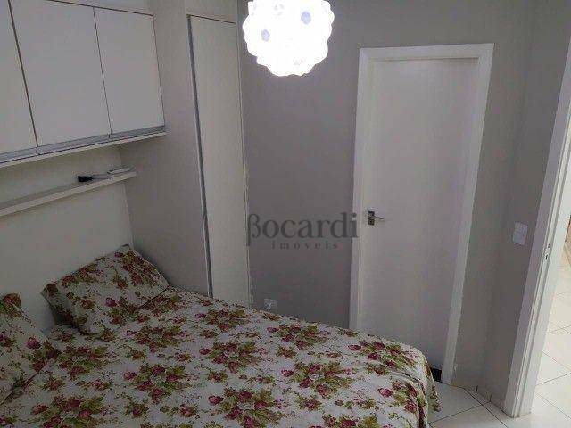 Apartamento à venda com 3 quartos, 70m² - Foto 1