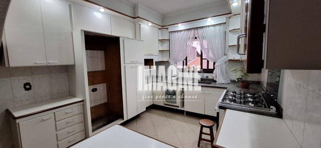 Sobrado à venda com 3 quartos, 158m² - Foto 31