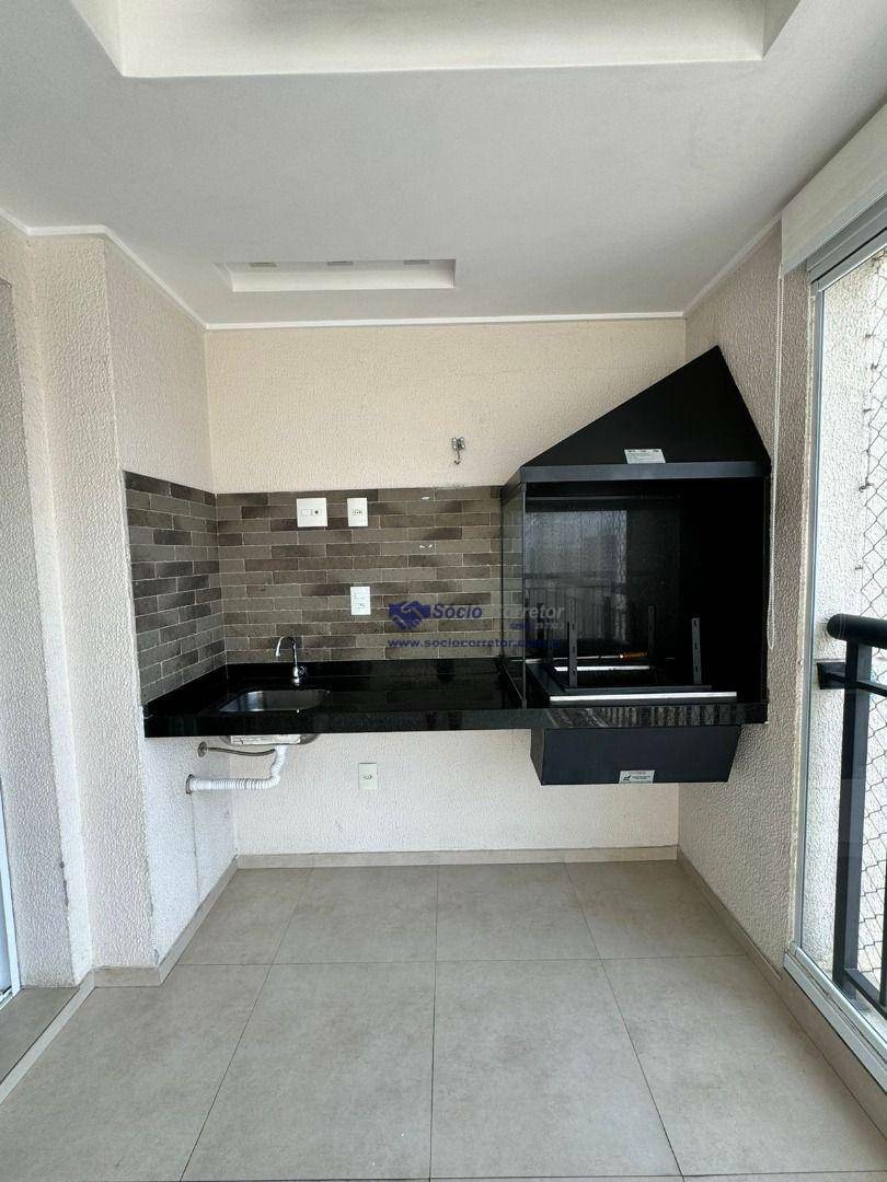 Apartamento à venda com 2 quartos, 68m² - Foto 25