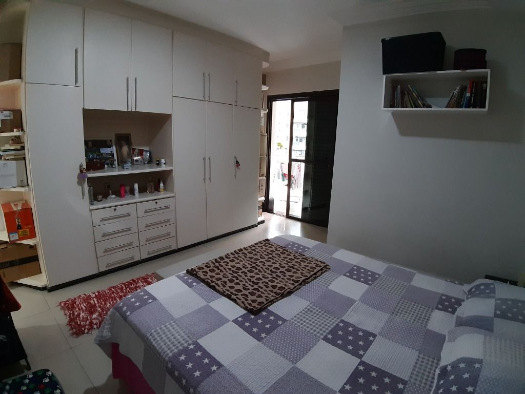 Apartamento à venda e aluguel com 3 quartos, 190m² - Foto 9