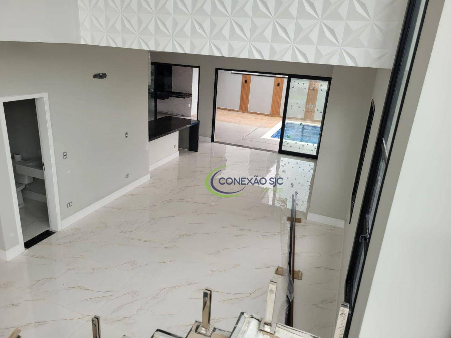 Sobrado à venda com 4 quartos, 272m² - Foto 2