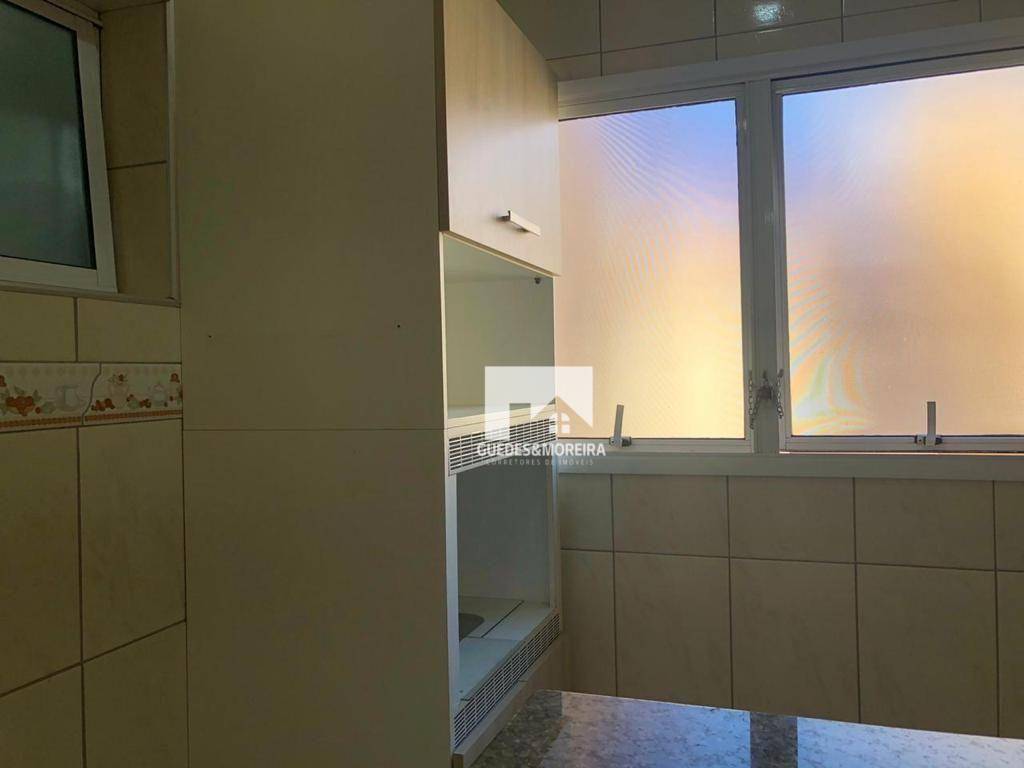 Apartamento à venda com 3 quartos, 82m² - Foto 7