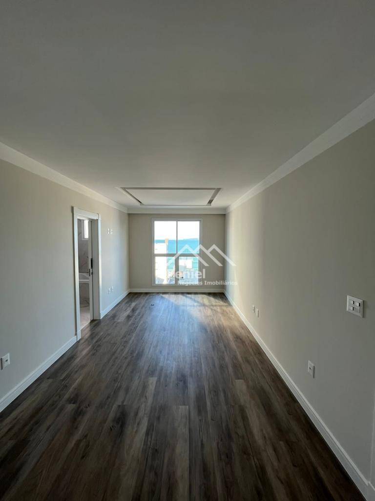 Apartamento à venda com 4 quartos, 190m² - Foto 6