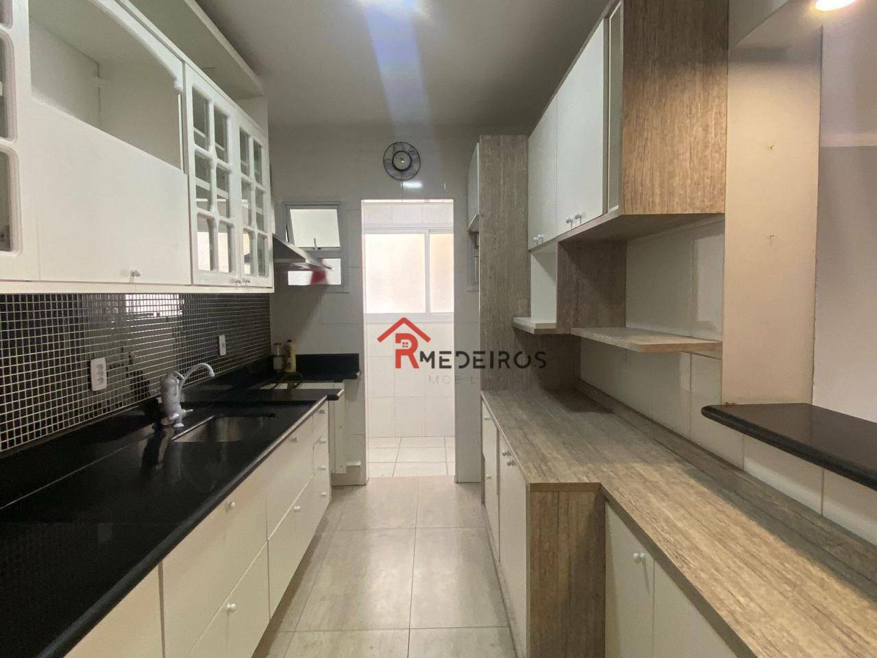 Apartamento à venda com 2 quartos, 78m² - Foto 11