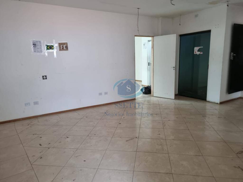 Prédio Inteiro para alugar, 1200m² - Foto 17