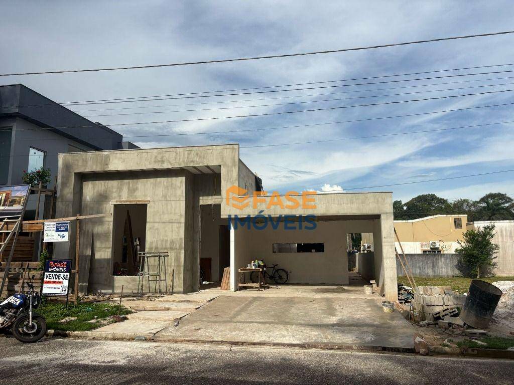 Casa de Condomínio à venda com 3 quartos, 179m² - Foto 2