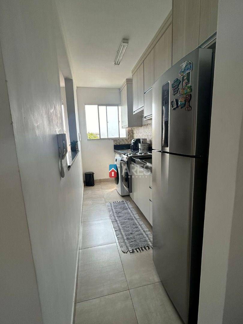 Apartamento à venda com 2 quartos, 50m² - Foto 4