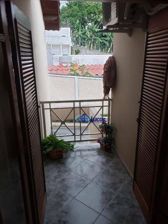 Casa de Condomínio à venda com 3 quartos, 132m² - Foto 24