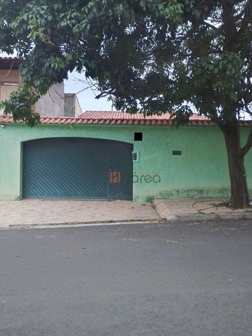 Casa, 3 quartos, 181 m² - Foto 1