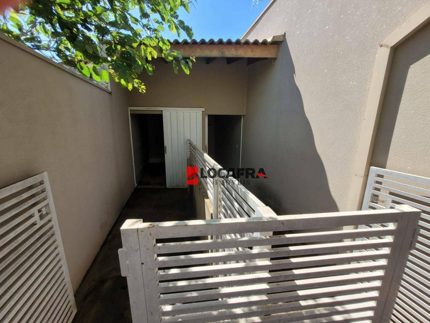 Casa à venda e aluguel com 4 quartos, 460m² - Foto 28