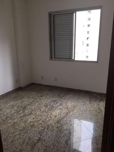 Apartamento à venda com 4 quartos, 160m² - Foto 9