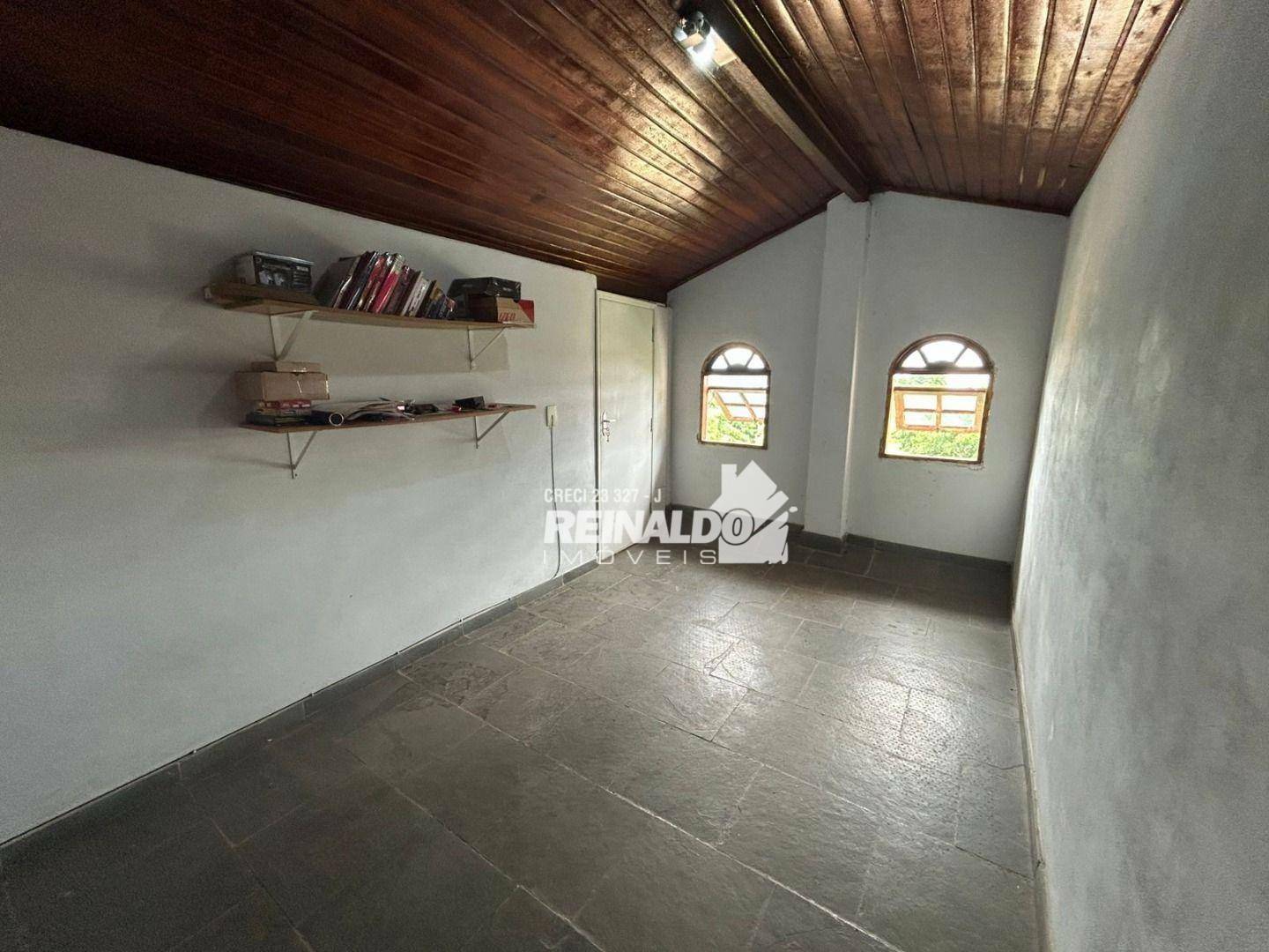 Casa à venda com 3 quartos, 215m² - Foto 13