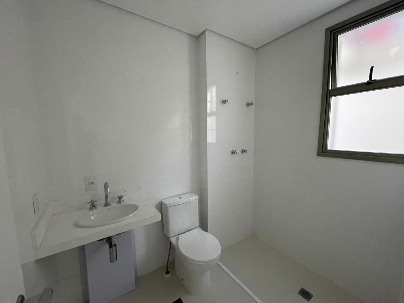 Apartamento à venda com 3 quartos, 285m² - Foto 26