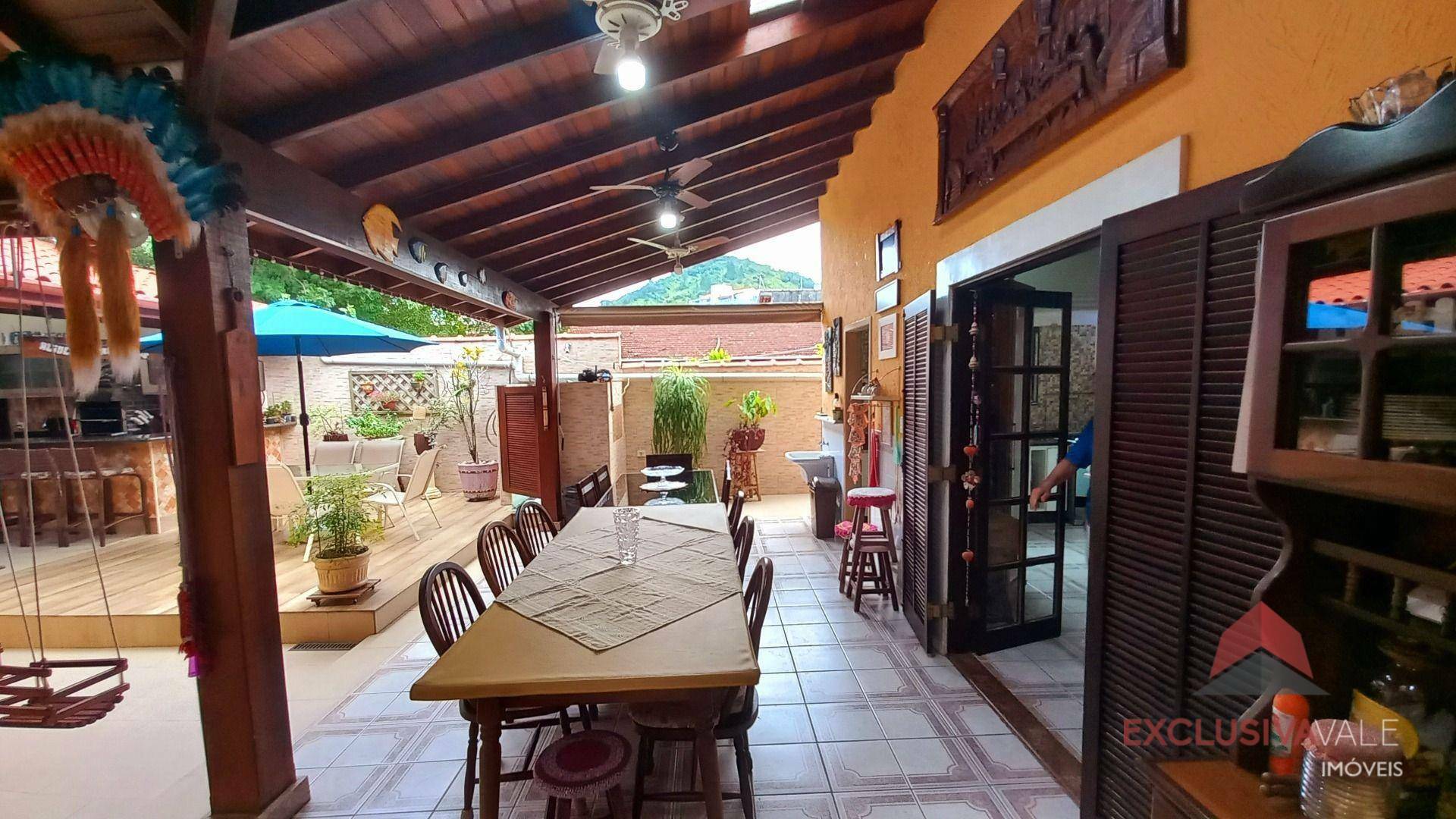 Casa à venda com 6 quartos, 356m² - Foto 116