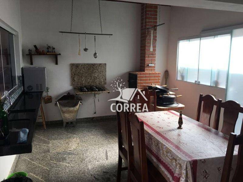 Casa à venda com 3 quartos, 300m² - Foto 14