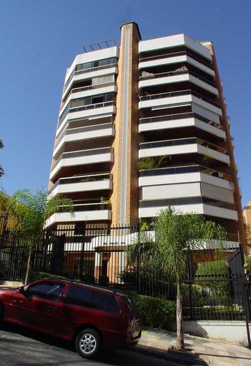 Apartamento à venda com 4 quartos, 190m² - Foto 1