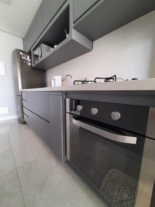 Apartamento à venda com 2 quartos, 70m² - Foto 6