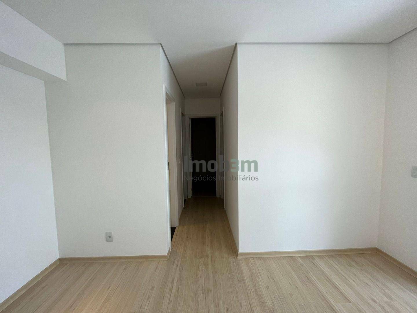 Apartamento para alugar com 2 quartos, 60m² - Foto 11