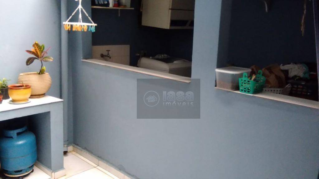 Sobrado à venda com 2 quartos, 90m² - Foto 12