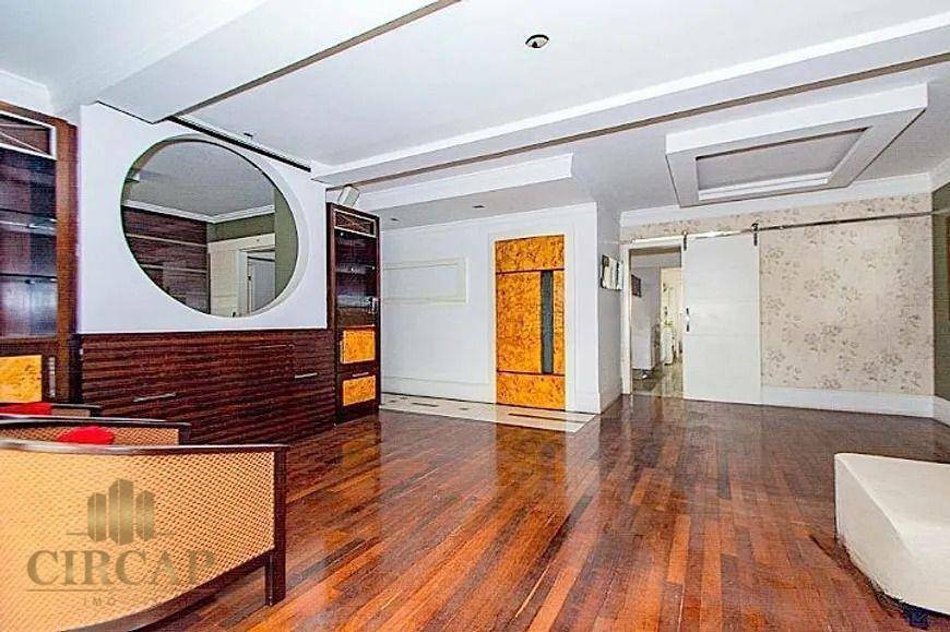 Apartamento à venda com 3 quartos, 167m² - Foto 4